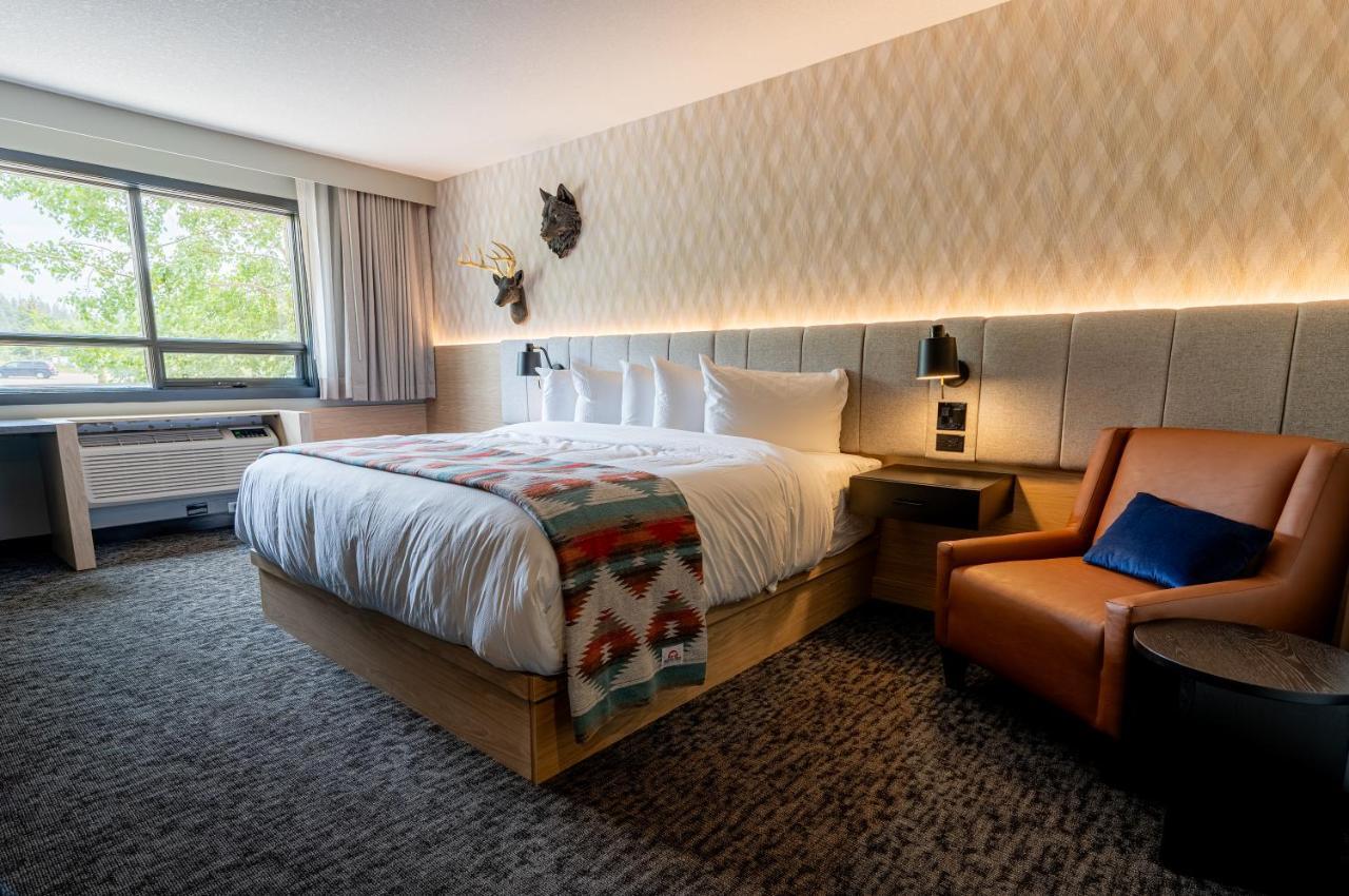 Mtn House By Basecamp Hotel Canmore Eksteriør billede