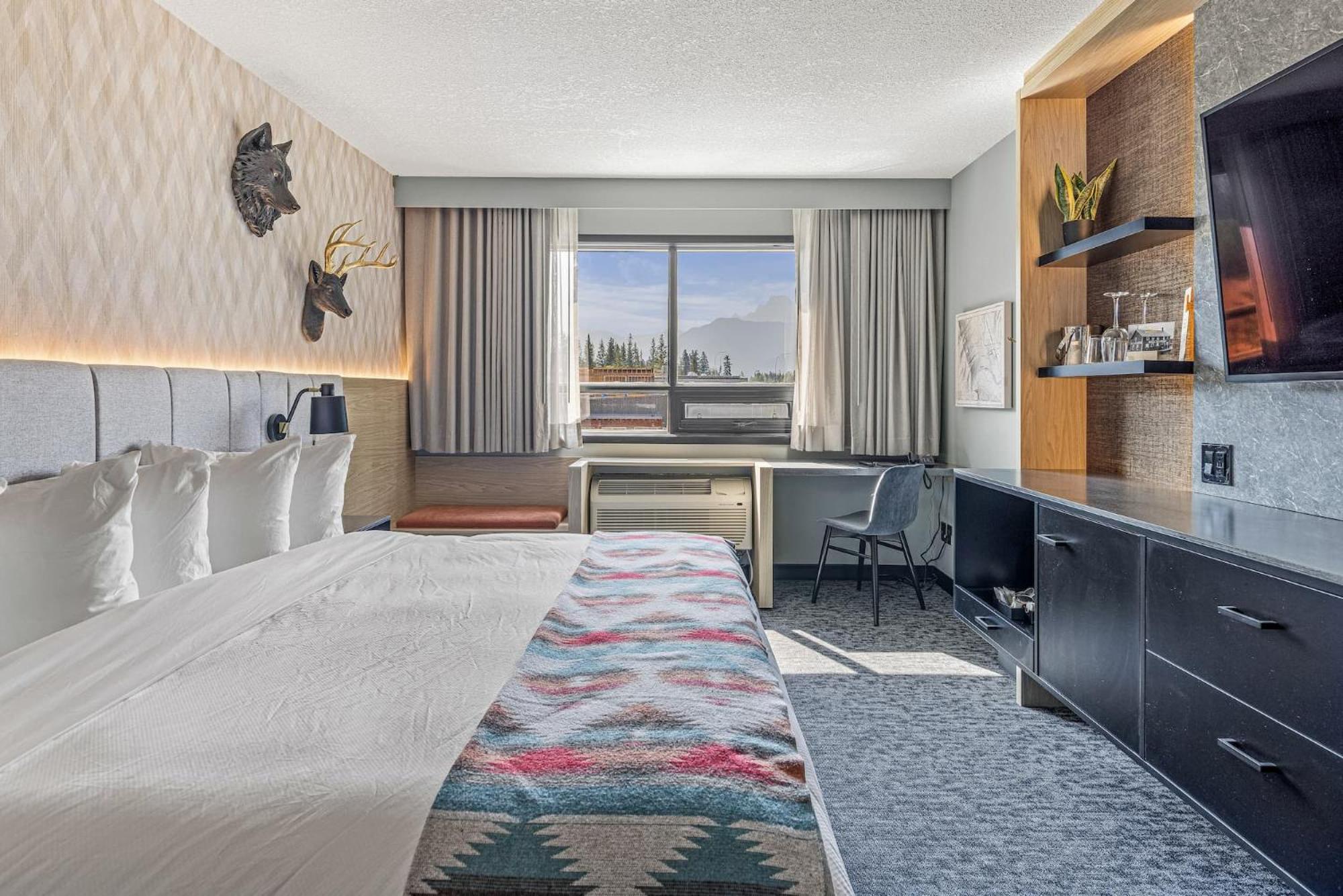 Mtn House By Basecamp Hotel Canmore Eksteriør billede