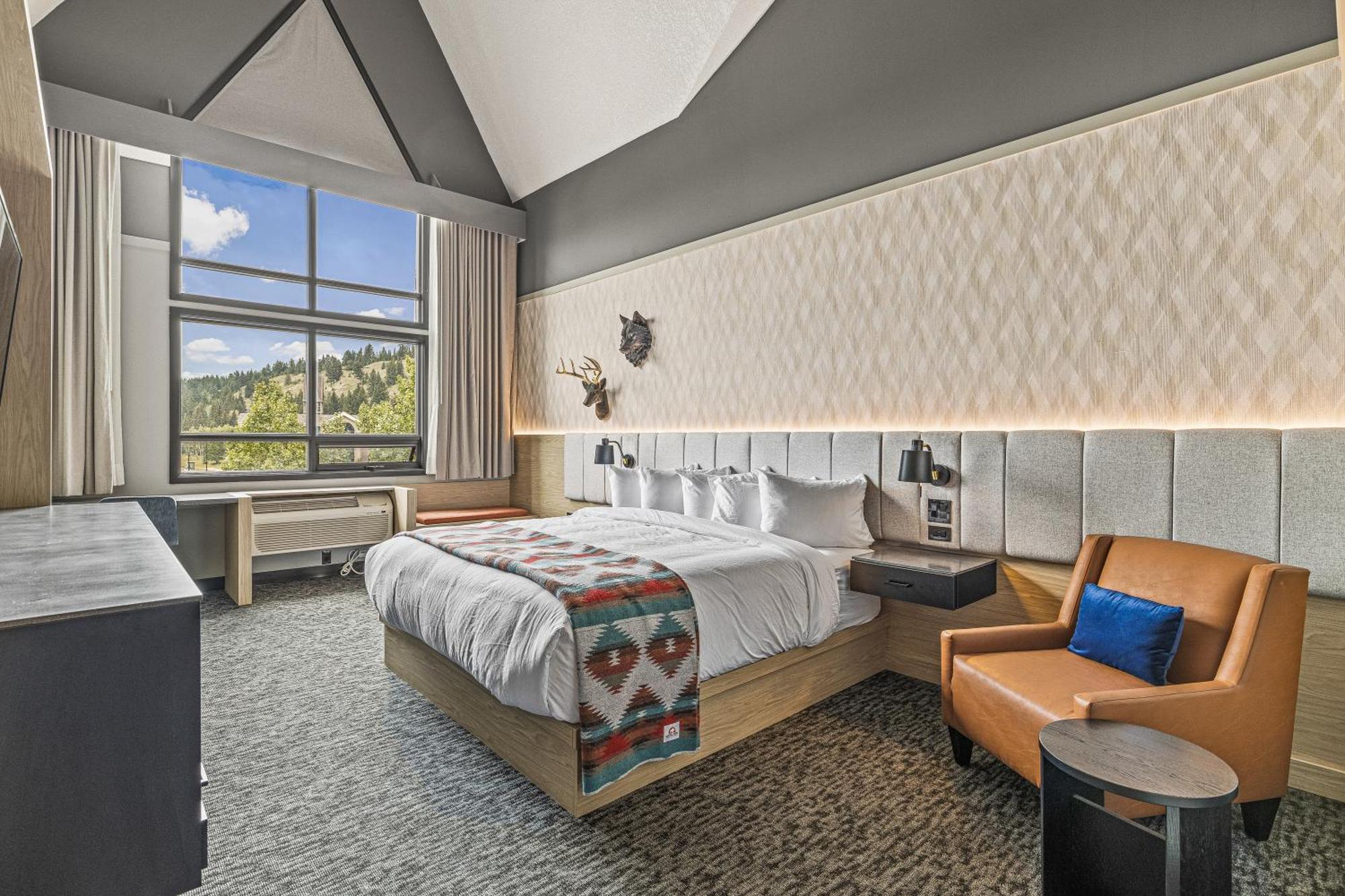 Mtn House By Basecamp Hotel Canmore Eksteriør billede