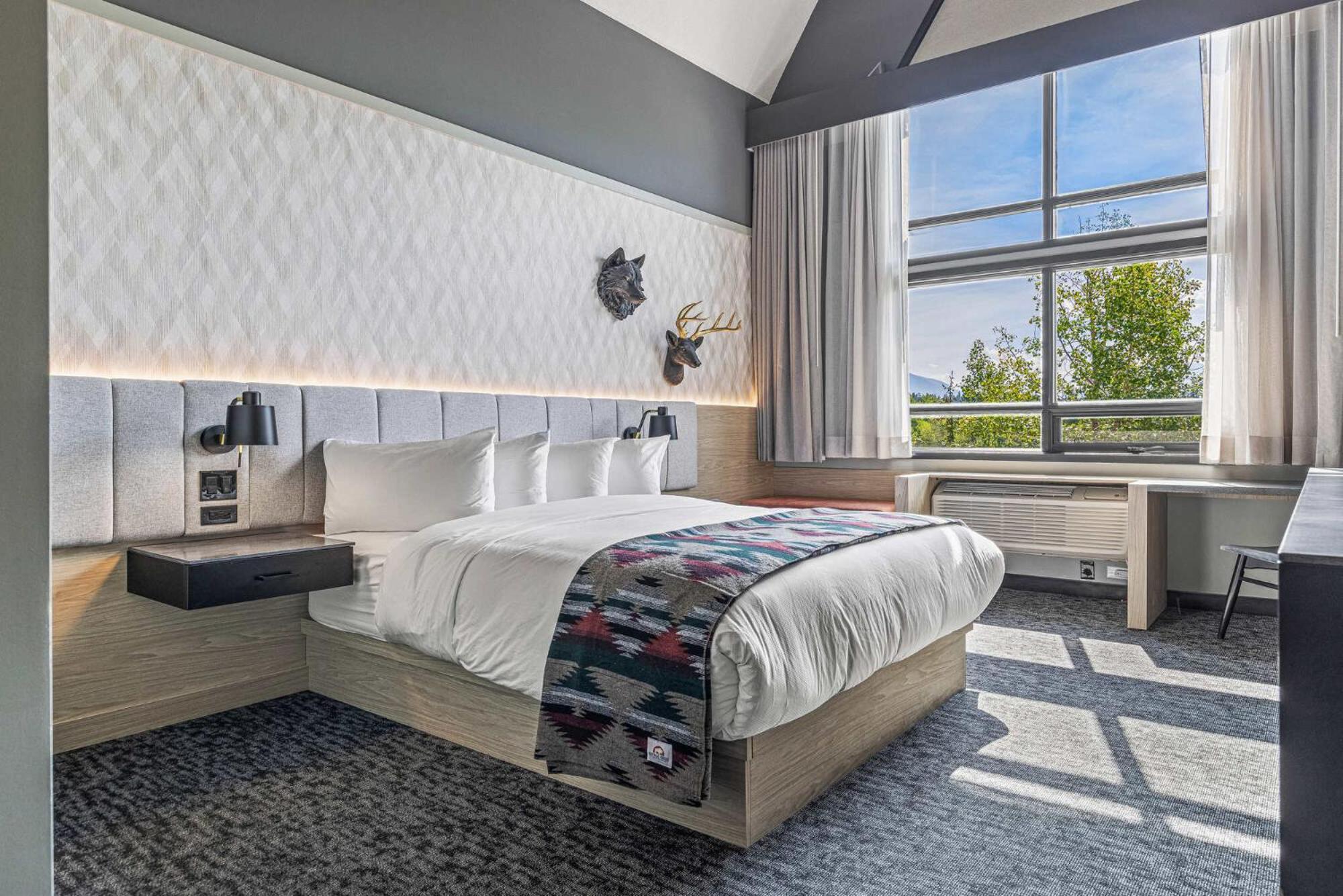 Mtn House By Basecamp Hotel Canmore Eksteriør billede